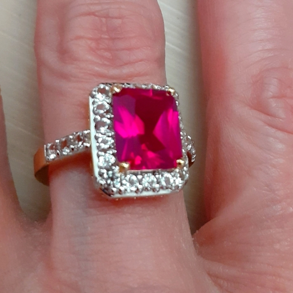 RUBY RING - Picture 3 of 8